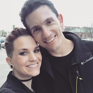 Meet your Posher, Ecsteena